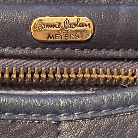 Handbag - Picture 3 of 4